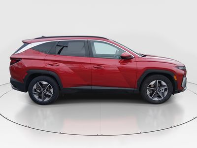 2025 Hyundai Tucson — photo 8 view