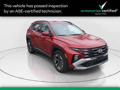 2025 Hyundai Tucson SEL AWD — front three-quarter view