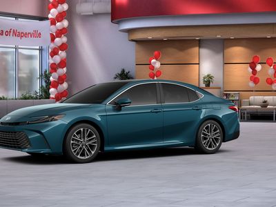 2026 Toyota Camry - Photo 18
