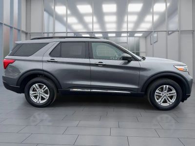 2023 Ford Explorer — interior view
