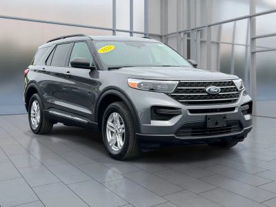 2023 Ford Explorer — rear three-quarter view