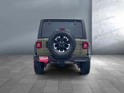 2025 Jeep Wrangler — detail view