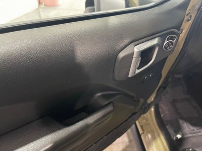 2025 Jeep Wrangler — photo 20 view