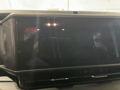 2025 Jeep Wrangler — photo 11 view