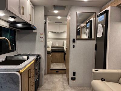 2026 Thor Motor Coach CHATEAU SPRINTER - Photo 5