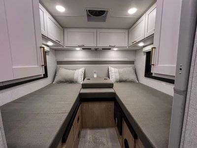 2026 Thor Motor Coach CHATEAU SPRINTER - Photo 16