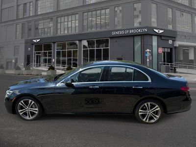 2022 Mercedes-Benz E-Class — interior view