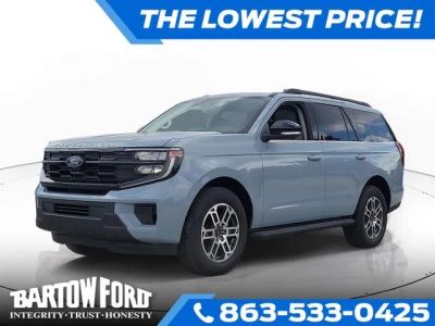 2026 Ford Expedition Active in Gray Metallic — front three-quarter view
