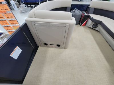 2025 Harris Flotebote Cruiser 210 - Photo 19