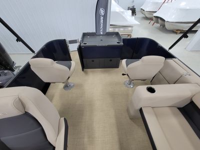 2025 Harris Flotebote Cruiser 210 - Photo 13