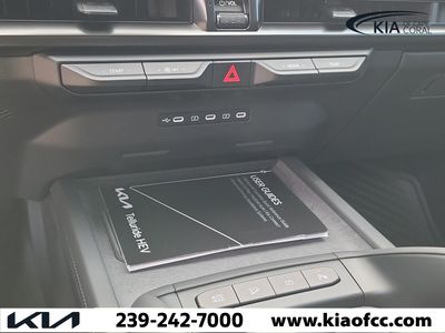 2027 Kia Telluride Hybrid - Photo 31