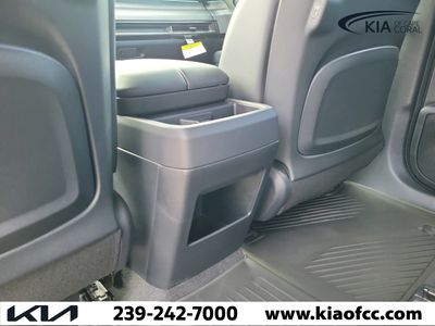 2027 Kia Telluride Hybrid - Photo 14