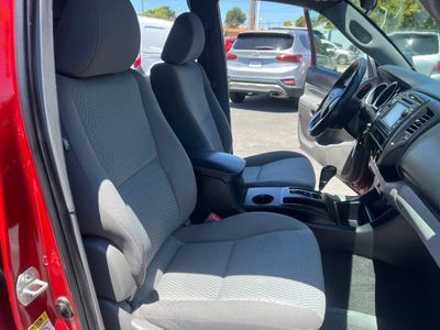 2013 Toyota Tacoma - Photo 10