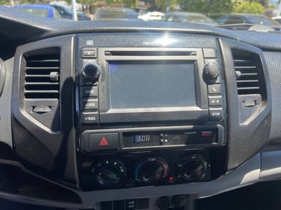 2013 Toyota Tacoma - Photo 12