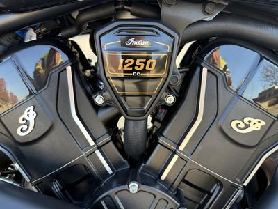 2026 Indian Motorcycle 101 Scout Black Crystal with Super Graphite - Photo 16