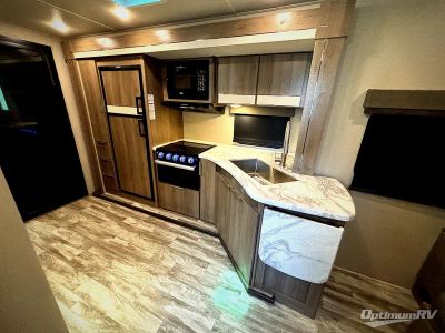 2021 Grand Design Imagine XLS — photo 10 view