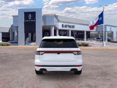 2026 Lincoln Aviator — detail view