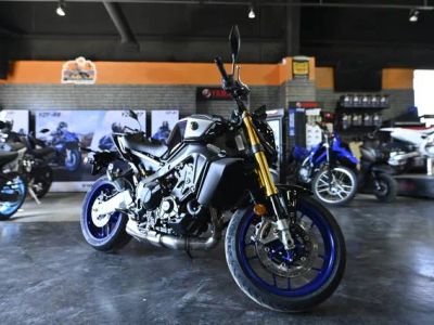 2026 Yamaha MT-09 SP — front three-quarter view