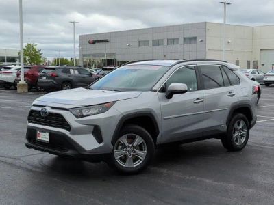 2022 Toyota RAV4 Hybrid - Photo 2