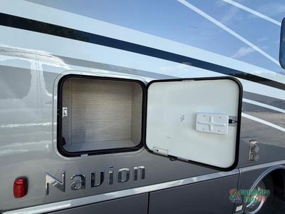 2020 Winnebago Navion — photo 9 view