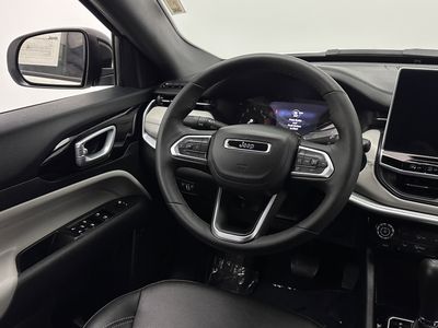 2025 Jeep Compass - Photo 23