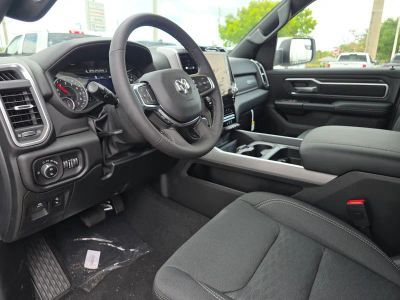 2026 Ram 1500 — photo 13 view