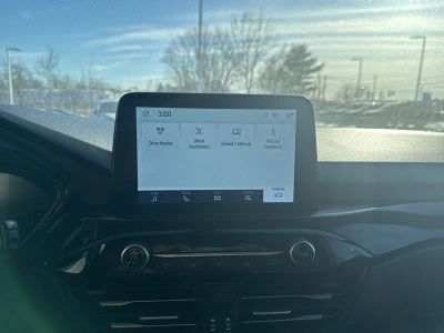 2025 Ford Escape ST-Line — photo 16 view