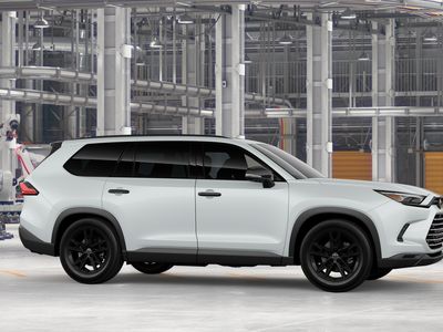 2026 Toyota Grand Highlander Hybrid - Photo 15