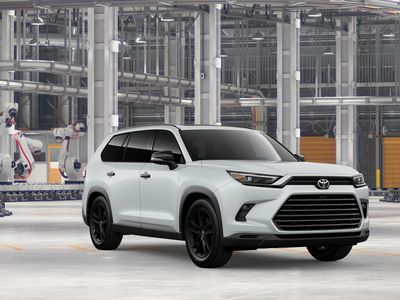 2026 Toyota Grand Highlander Hybrid - Photo 17