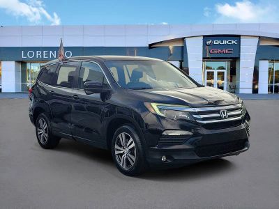 2018 Honda Pilot — rear three-quarter view