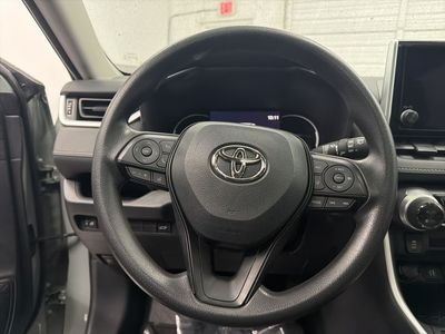 2023 Toyota RAV4 - Photo 17