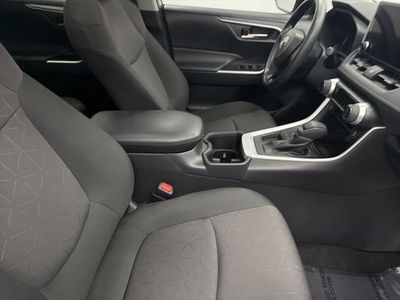 2023 Toyota RAV4 - Photo 31