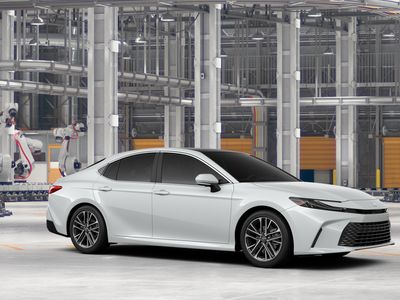 2026 Toyota Camry - Photo 16
