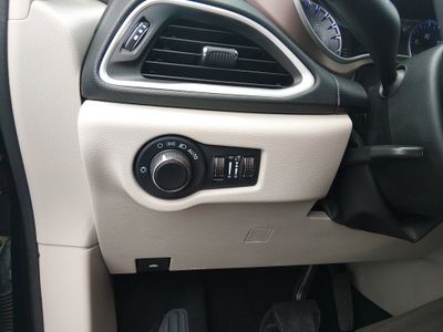 2023 Chrysler Voyager - Photo 13