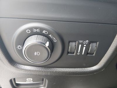 2023 Jeep Grand Cherokee - Photo 13