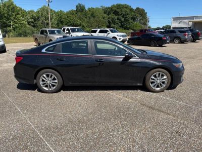 2016 Chevrolet Malibu - Photo 3