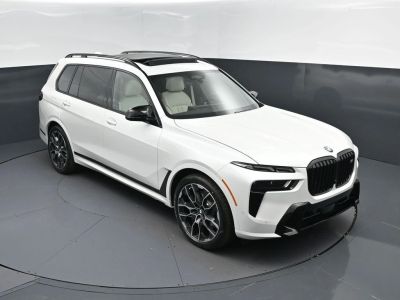 2026 BMW X7 N/A in White Metallic — front three-quarter view