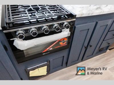 2026 Coachmen RV Apex Ultra-Lite - Photo 13