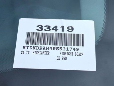 2024 Toyota Highlander — photo 17 view