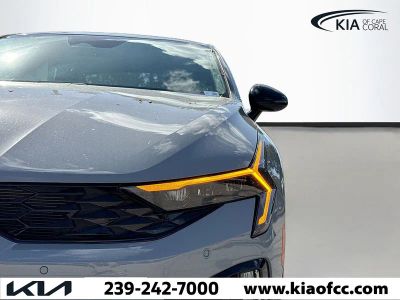 2026 Kia K5 — photo 8 view