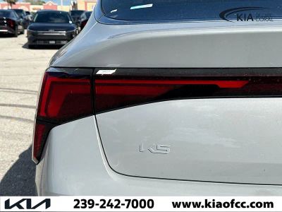 2026 Kia K5 — photo 9 view