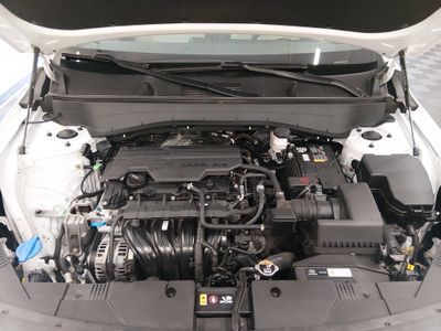 2025 Hyundai Kona — photo 9 view