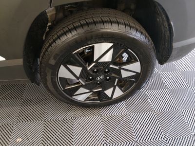 2025 Hyundai Kona — photo 10 view