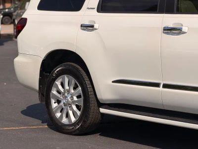 2021 Toyota Sequoia Platinum - Photo 9