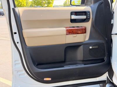 2021 Toyota Sequoia Platinum - Photo 33