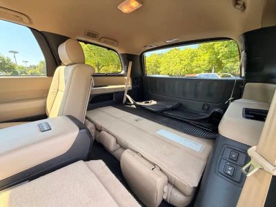 2021 Toyota Sequoia Platinum - Photo 17