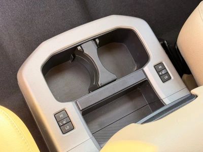2021 Toyota Sequoia Platinum - Photo 20