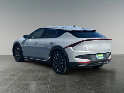 2025 Kia EV6 — detail view