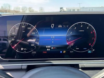 2026 Mercedes-Benz GLS - Photo 3