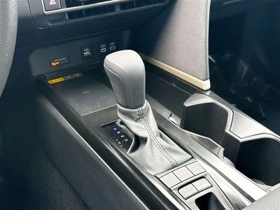 2025 Toyota Camry — photo 28 view
